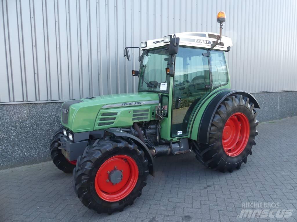 Fendt 209P الجرارات