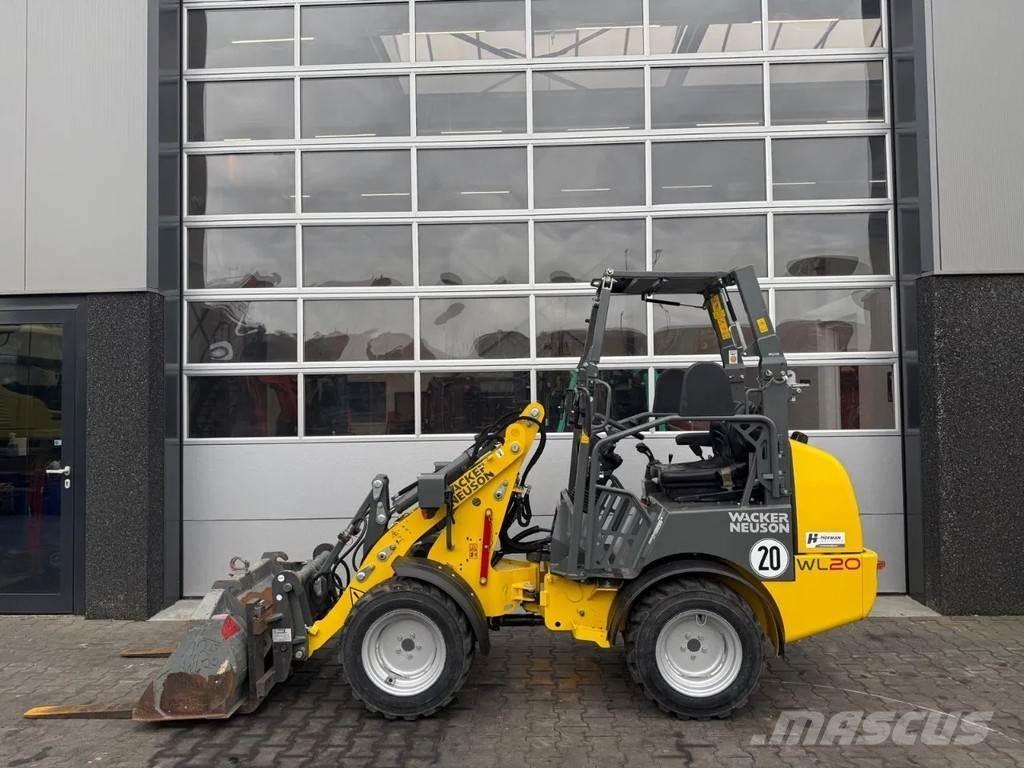 Wacker Neuson WL20 لوادر بعجل