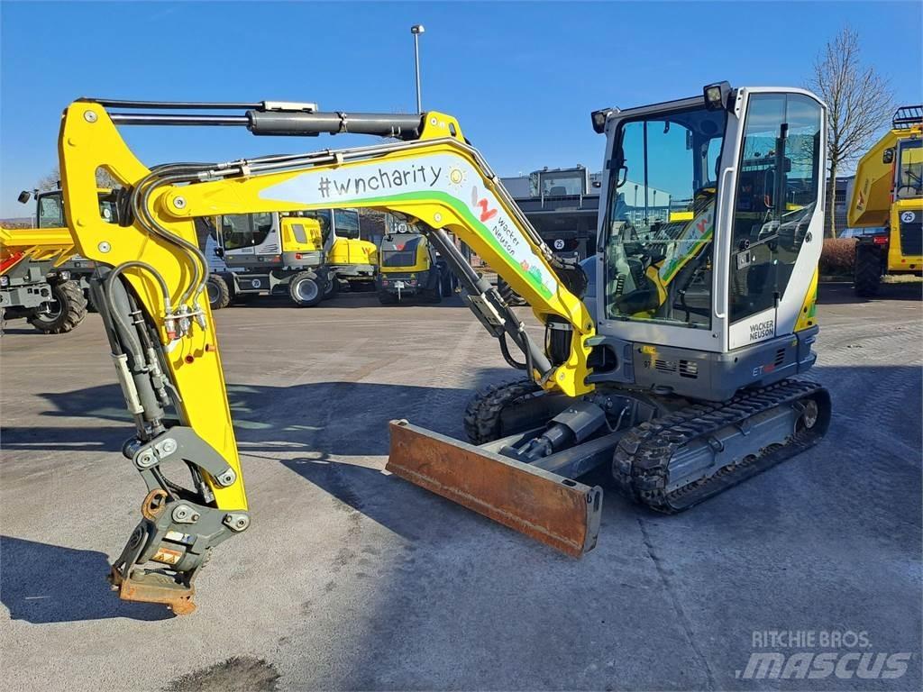 Wacker Neuson ET42 حفارات زحافة