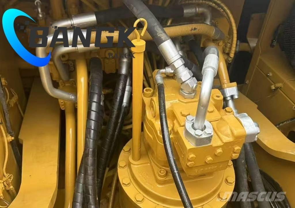 CAT 325 D حفارات زحافة