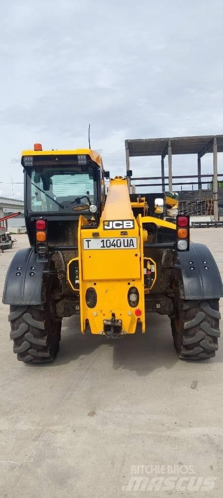 JCB 532-70AGS لوادر متعددة الأغراض