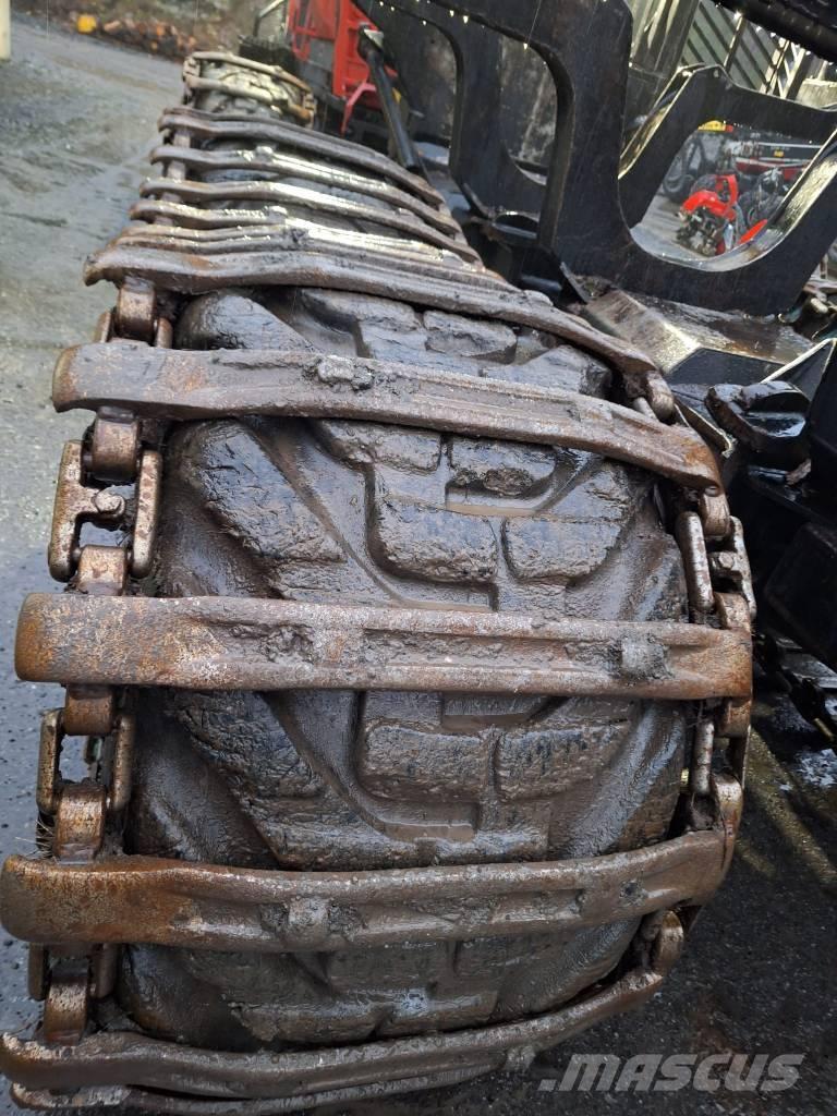 Komatsu 875 شاحنات