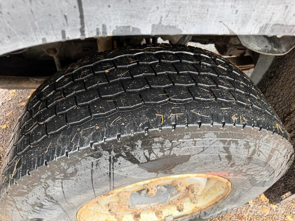 Volvo FH 16 580 شاحنات أشجار