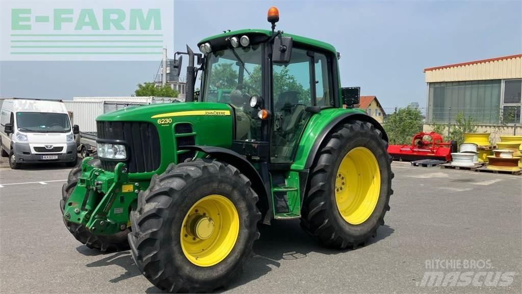 John Deere 6230 P الجرارات