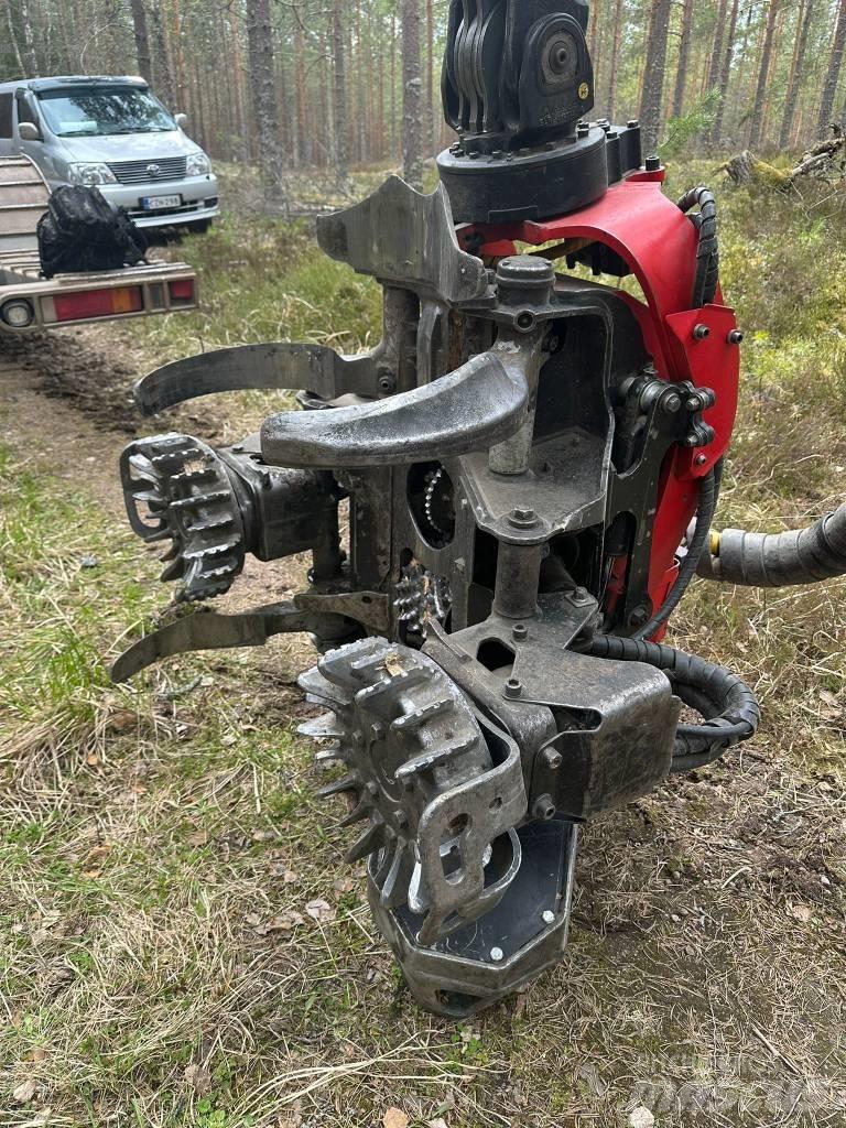 Komatsu 901 TX.1 حصادات