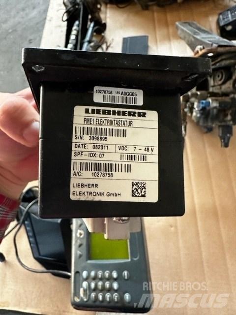 Liebherr L 566 PME 1 إلكترونيات