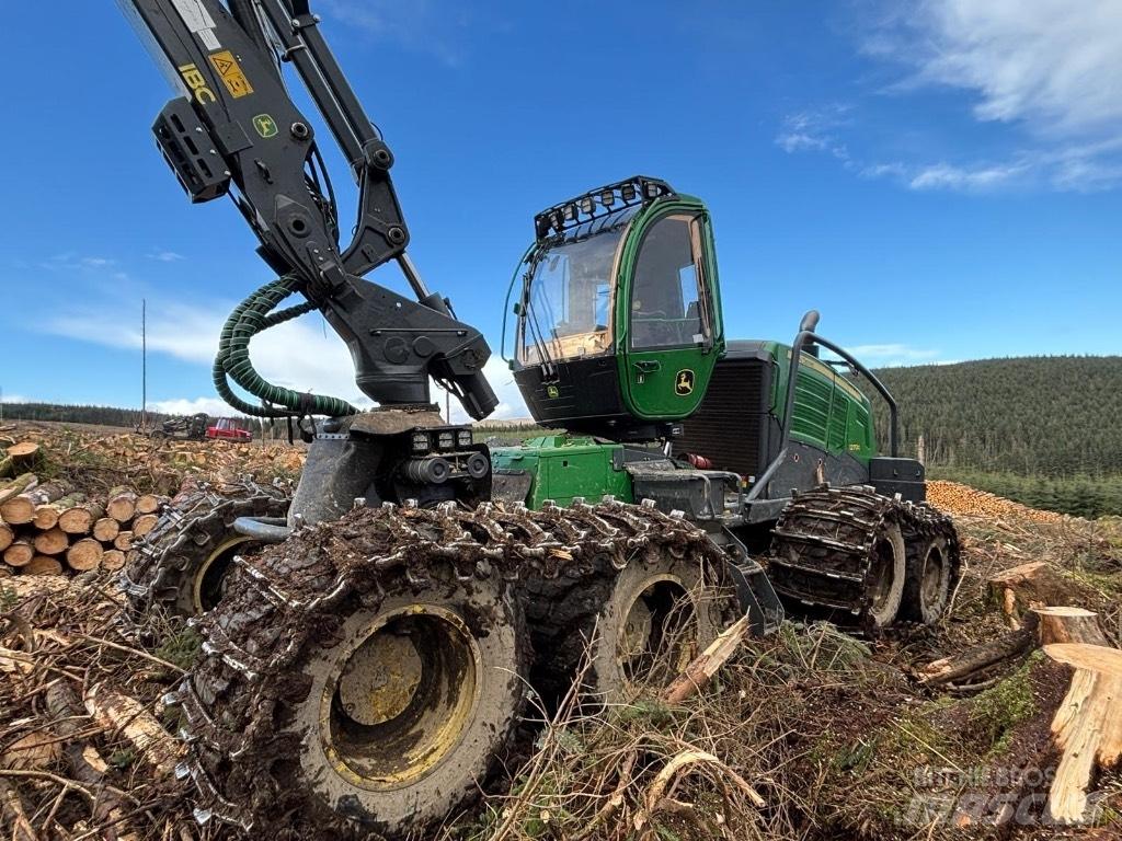 John Deere 1270G 8WD حصادات