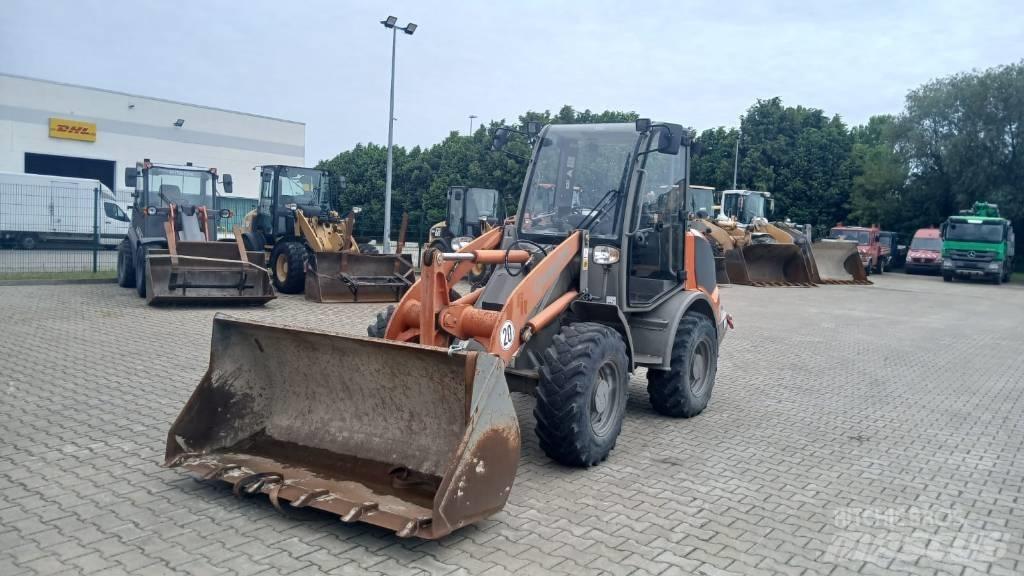 Atlas 60 E لوادر بعجل