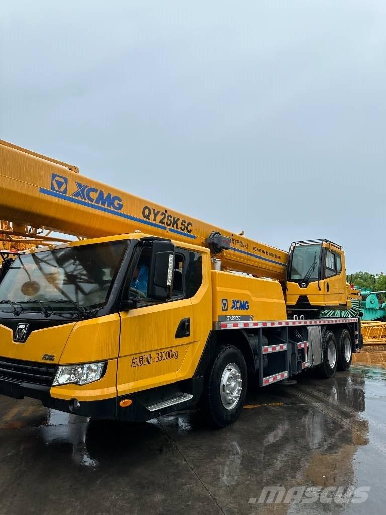 XCMG QY25KC رافعات الطرق الوعرة