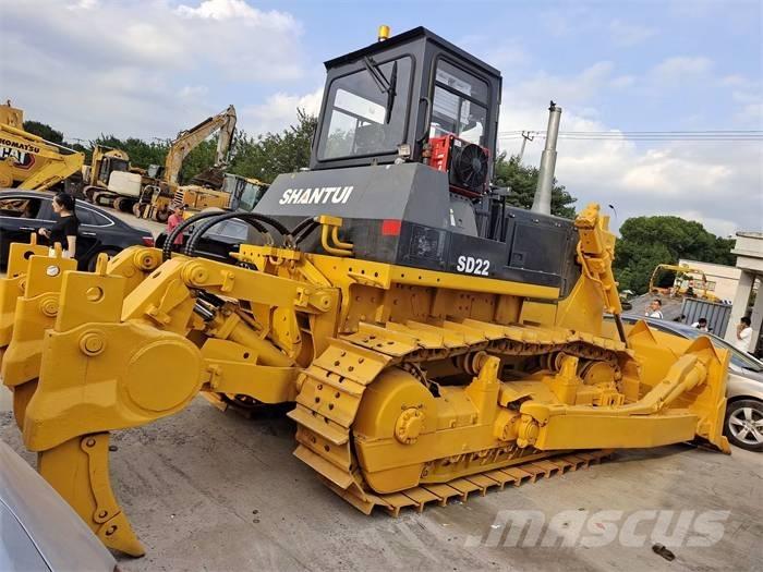 Shantui SD 22 بلدوزرات مجنزرة