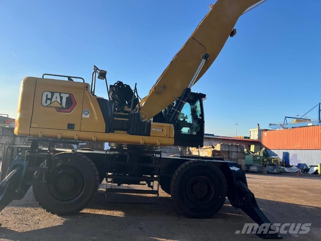 CAT MH 3040 مناولات المخلفات / مناولات صناعية
