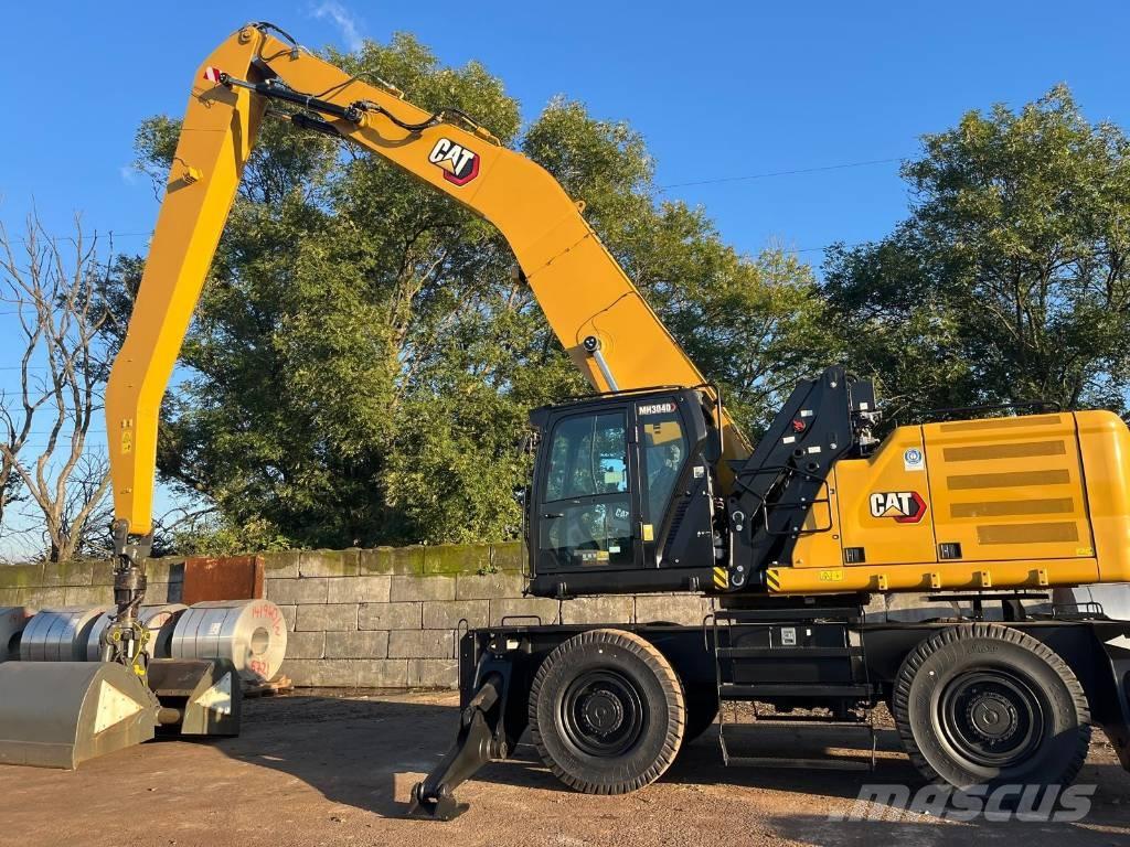 CAT MH 3040 مناولات المخلفات / مناولات صناعية