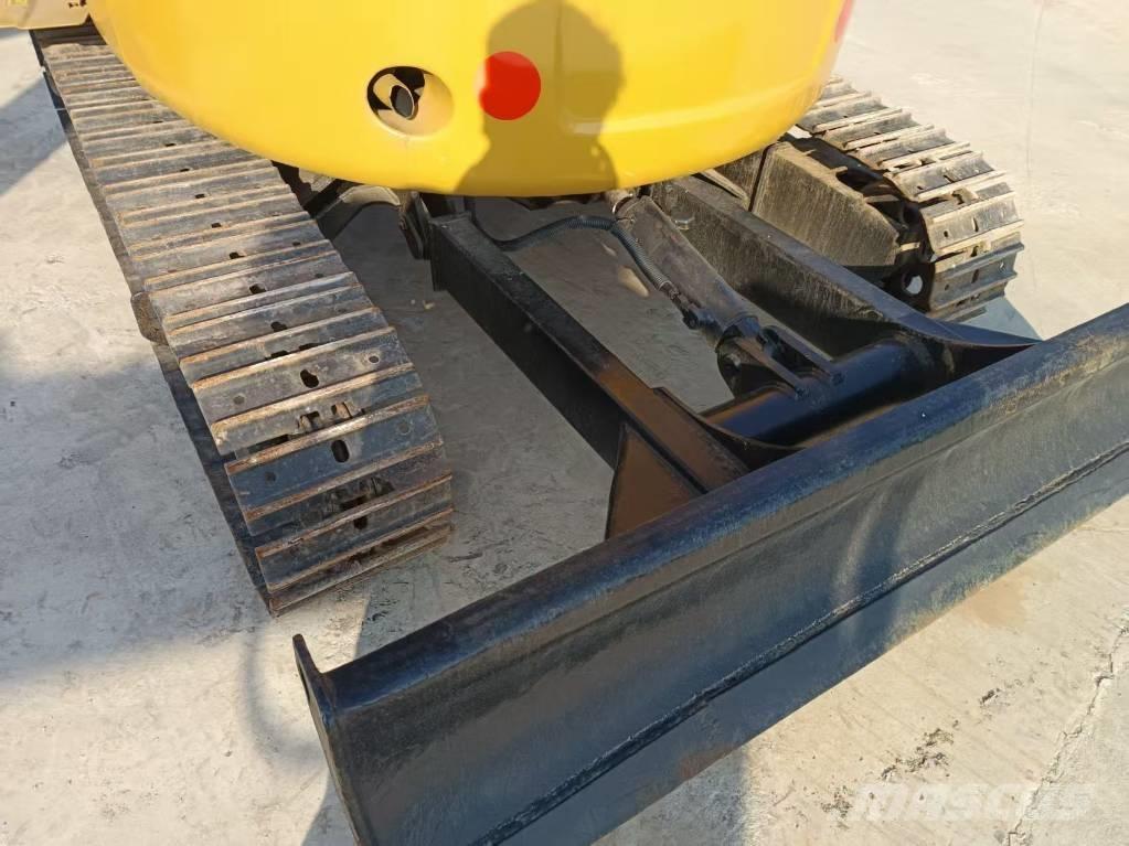 CAT 303.5 E CR حفارات صغيرة أقل من 7 طن (حفارات صغيرة)