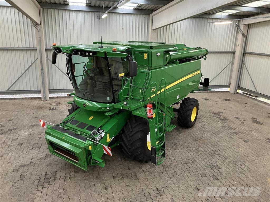 John Deere T560 حصادات