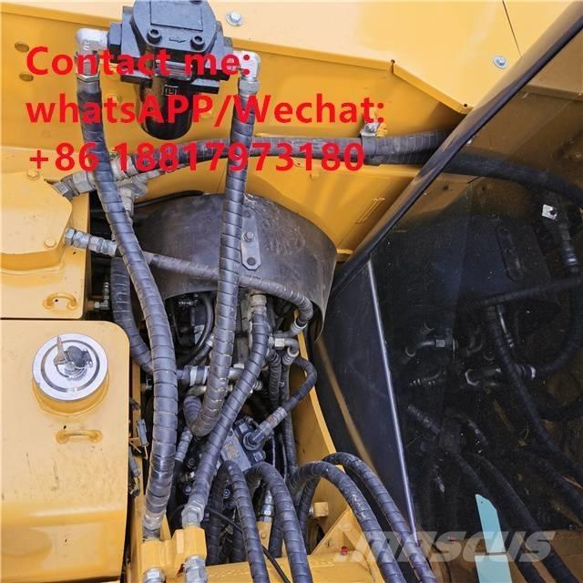 Komatsu PC70-8 حفارات زحافة