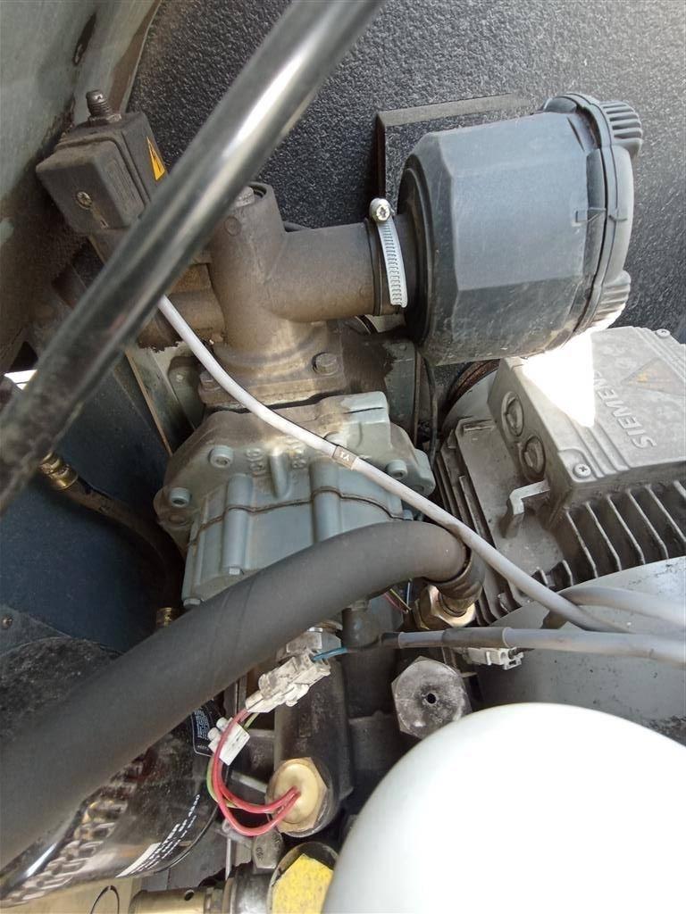 Atlas Copco GX 7 مكابس