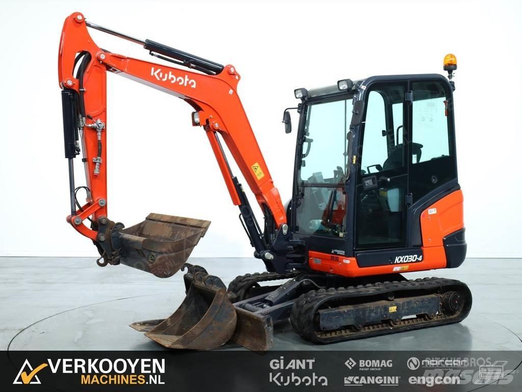 Kubota KX030-4 حفارات صغيرة أقل من 7 طن (حفارات صغيرة)