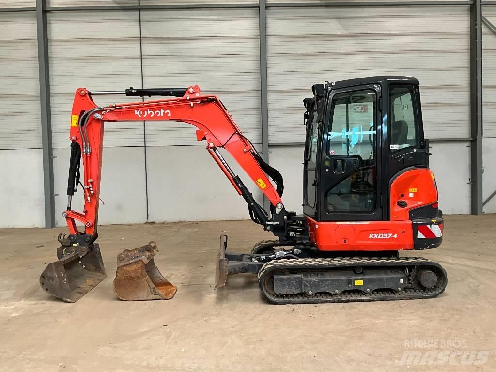 Kubota KX 037-4 حفارات صغيرة أقل من 7 طن (حفارات صغيرة)