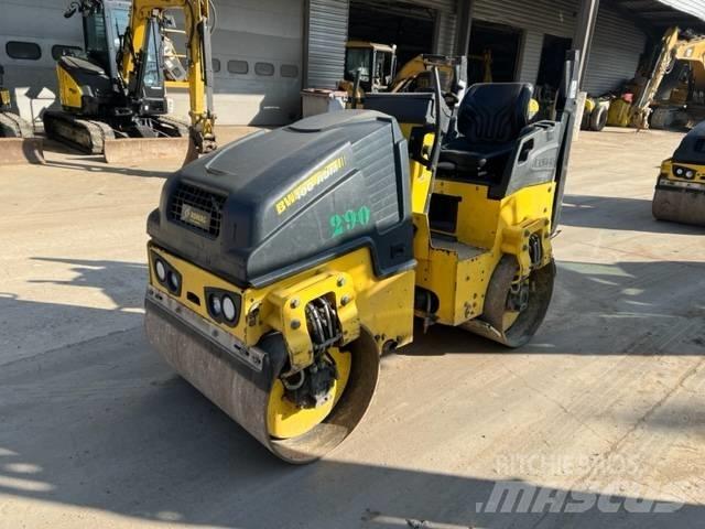 Bomag BW 100 AD M-5 مداحل ثنائية الاسطوانة