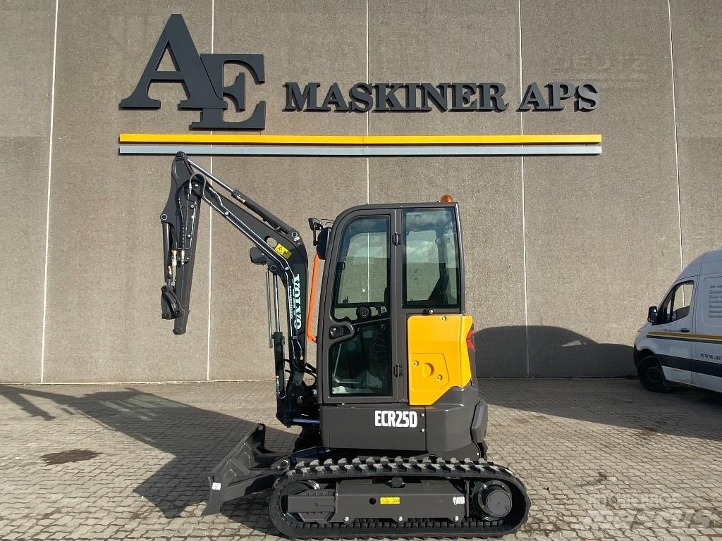 Volvo ECR 25 D حفارات صغيرة أقل من 7 طن (حفارات صغيرة)