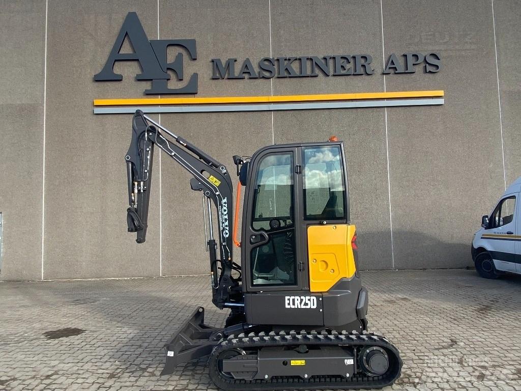 Volvo ECR 25 D حفارات صغيرة أقل من 7 طن (حفارات صغيرة)
