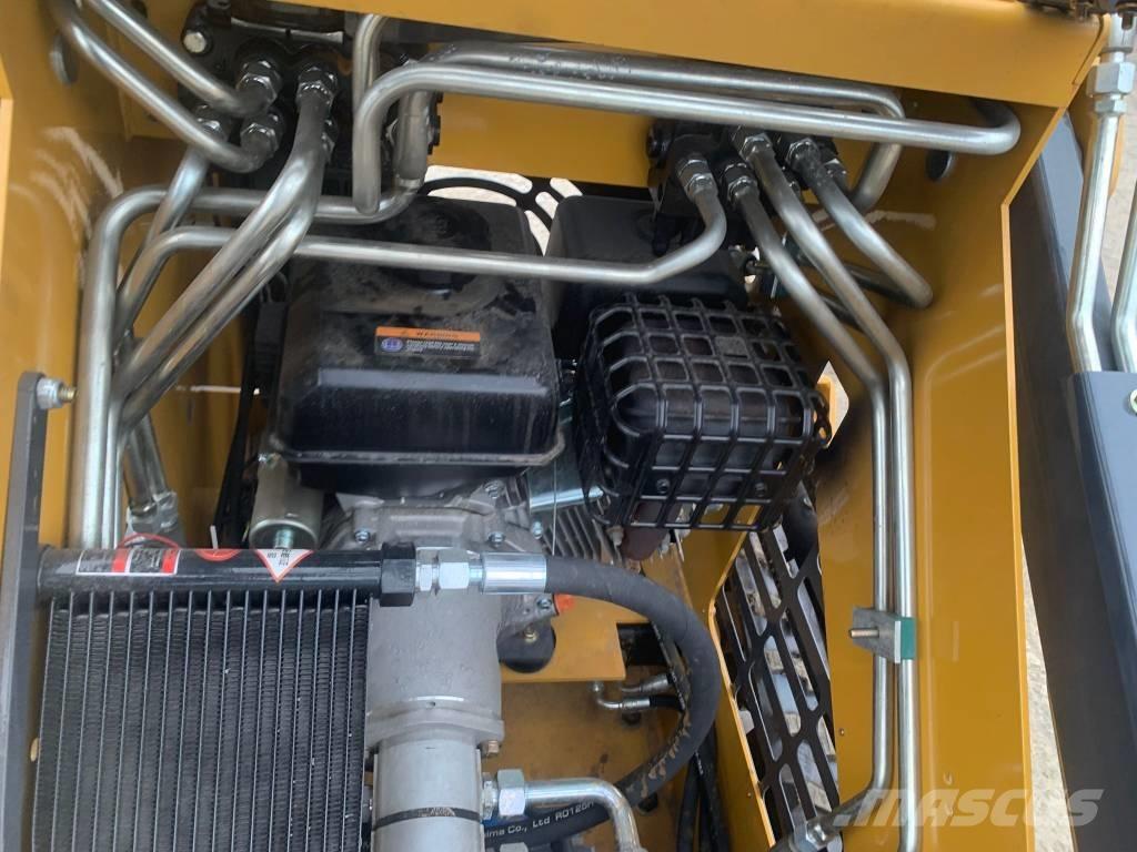 Newrick ZW480 لوادر انزلاقية التوجيه