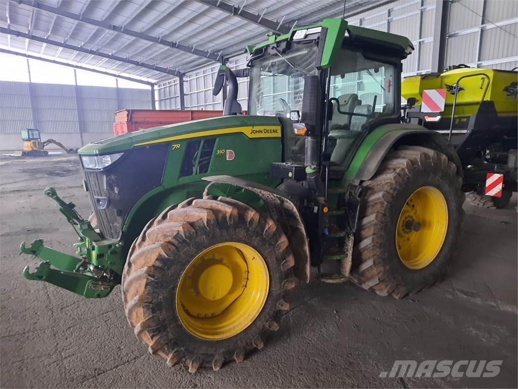 John Deere 7r310 الجرارات