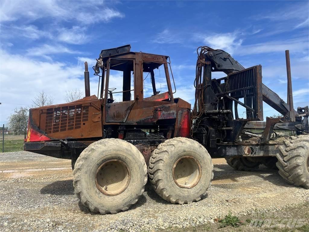 Komatsu 890.3 حصادات
