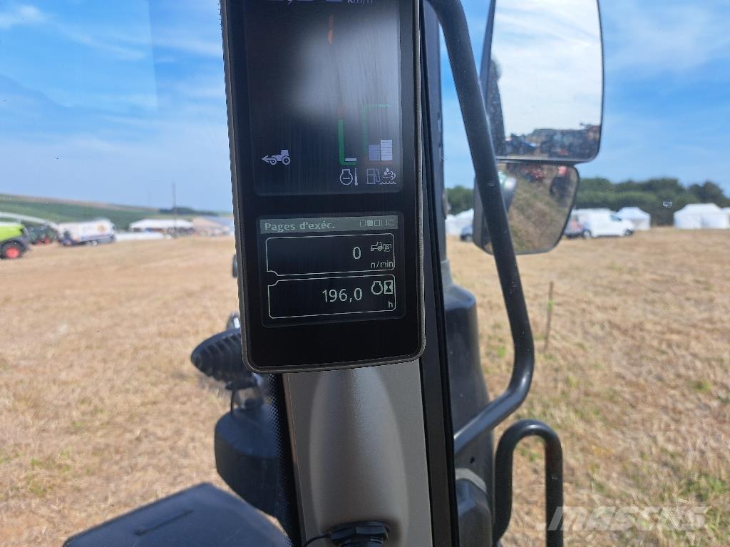 John Deere 6110M الجرارات