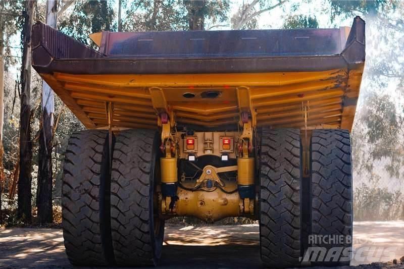 CAT 777D شاحنات أخرى