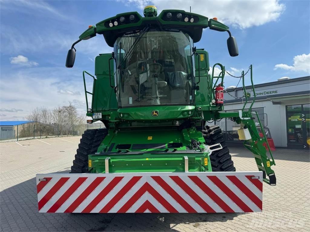 John Deere T670 حصادات