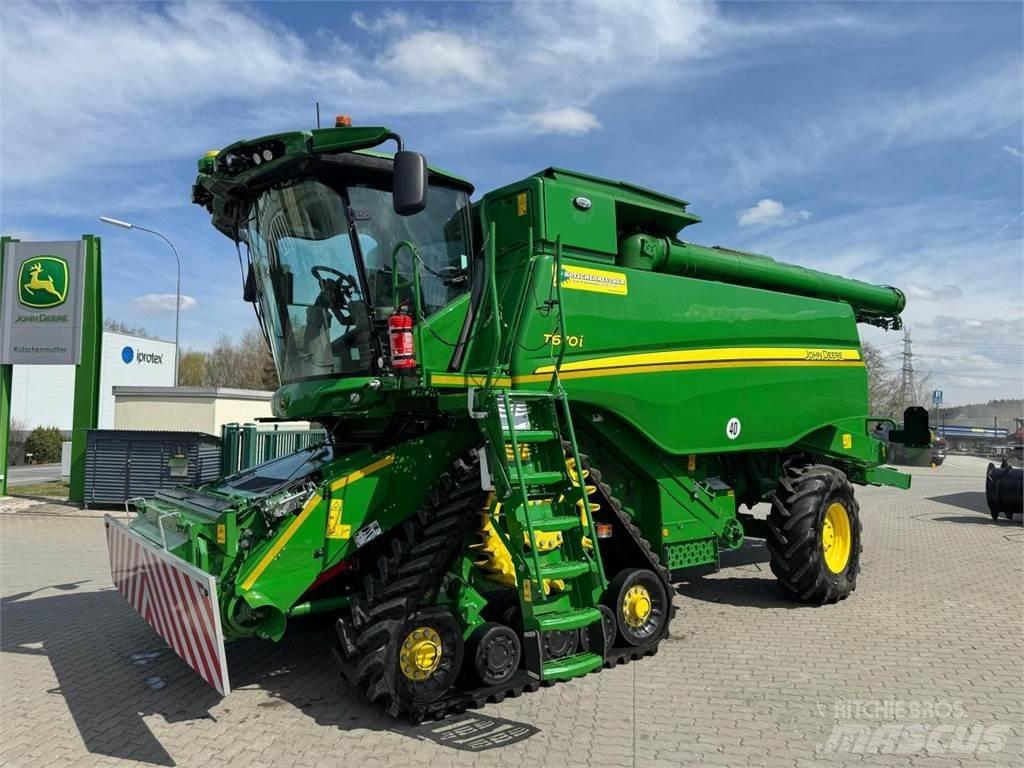 John Deere T670 حصادات