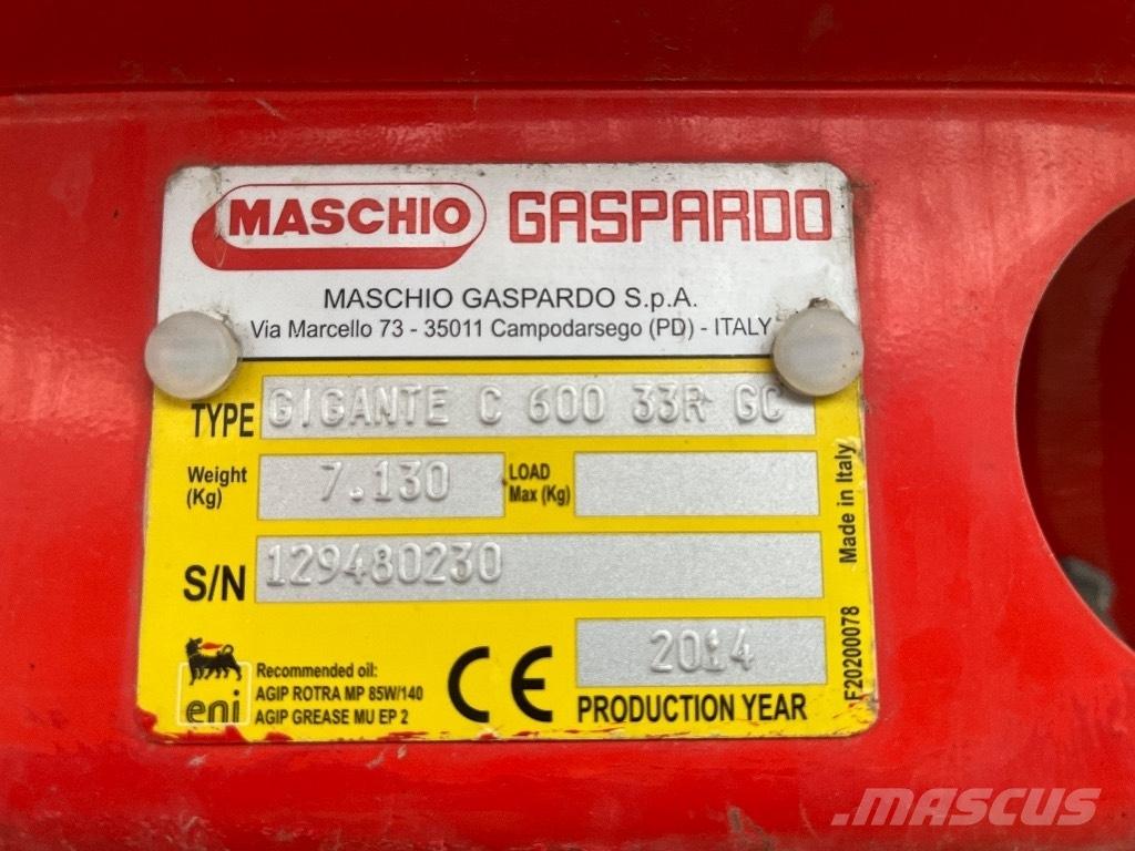 Gaspardo Gigante 600 مثاقيب مدمجة