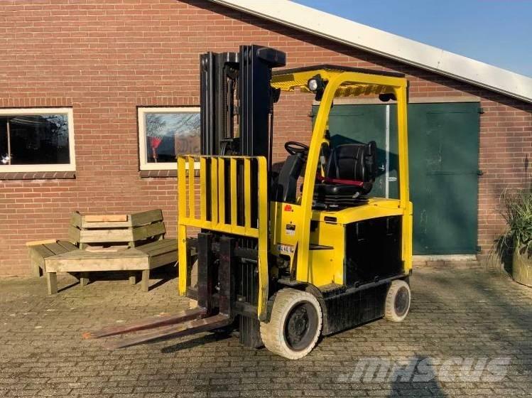 Hyster E 3.0XN شاحنات ذات رافعات شوكية تعمل بالكهرباء