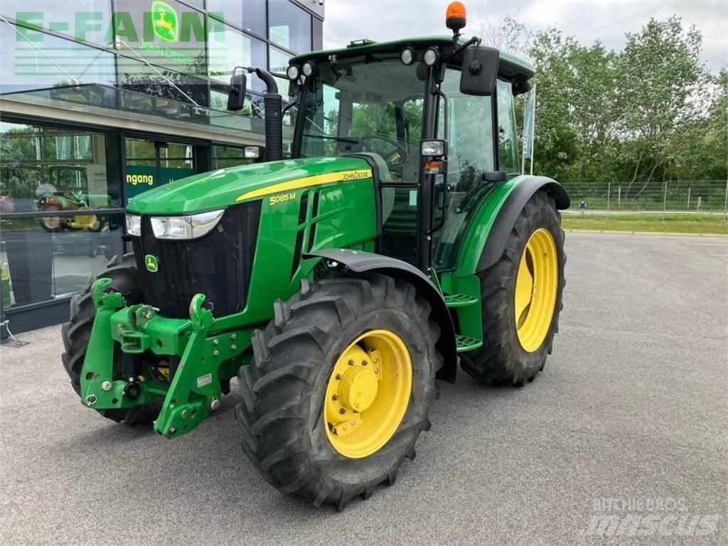 John Deere 5085M الجرارات