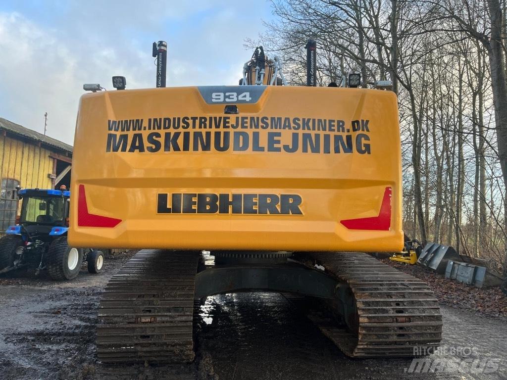 Liebherr R934 G8 حفارات زحافة