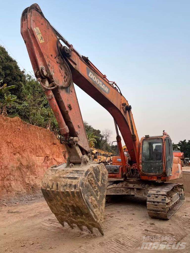 Doosan DX 300 LC حفارات صغيرة أقل من 7 طن (حفارات صغيرة)