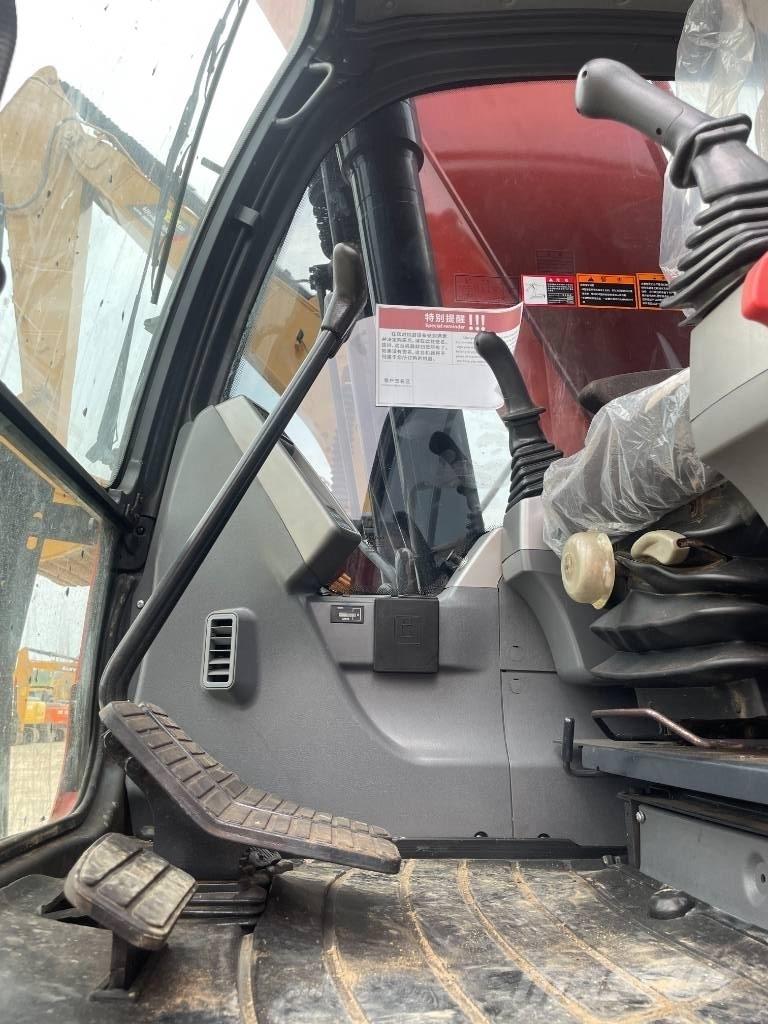 Doosan DX225LCA حفارات زحافة