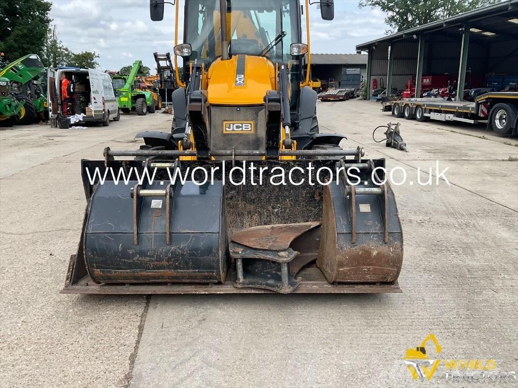 JCB 3 CX لوادر ذات جرافات عكسية