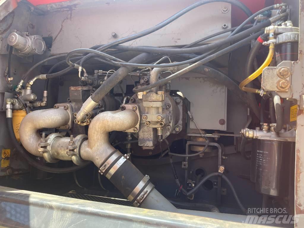 Hitachi ZX 350 حفارات زحافة