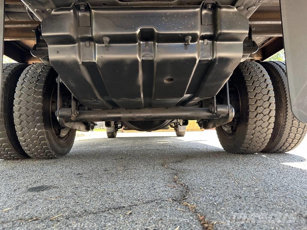 Ford F 550 المنصات الهوائية المثبتة على شاحنة