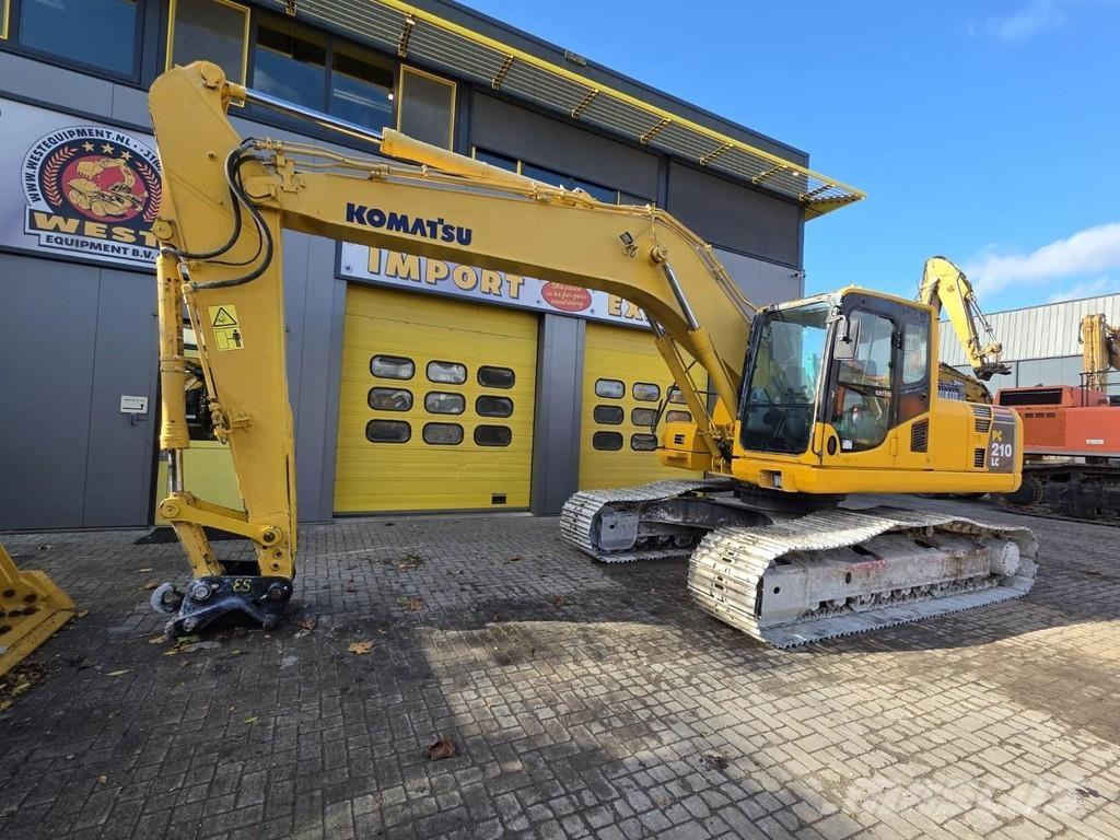 Komatsu PC210LC-8 حفارات زحافة