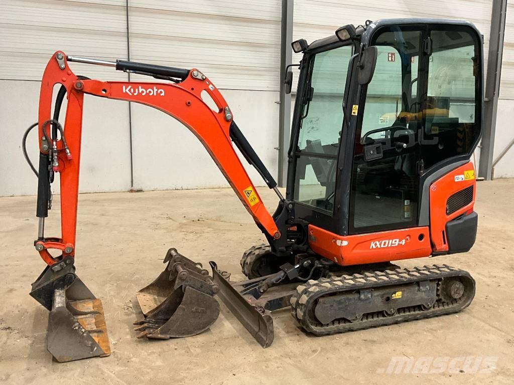 Kubota KX 019-4 حفارات صغيرة أقل من 7 طن (حفارات صغيرة)