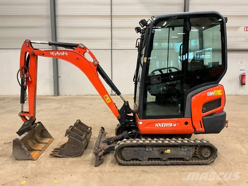 Kubota KX 019-4 حفارات صغيرة أقل من 7 طن (حفارات صغيرة)