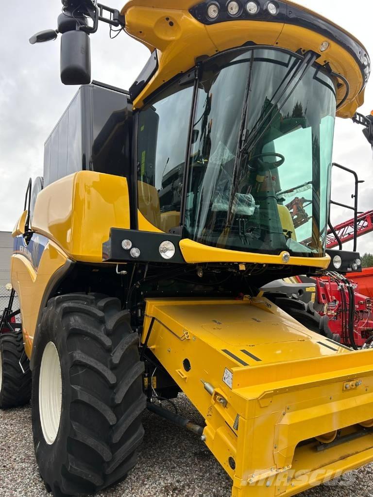 New Holland CX 5.80 حصادات