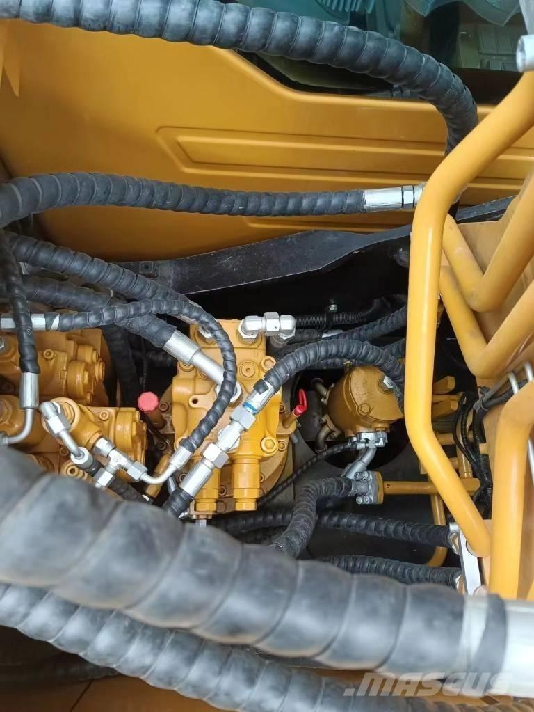 Sany SY 135 C حفارات وسط 7 طن - 12 طن