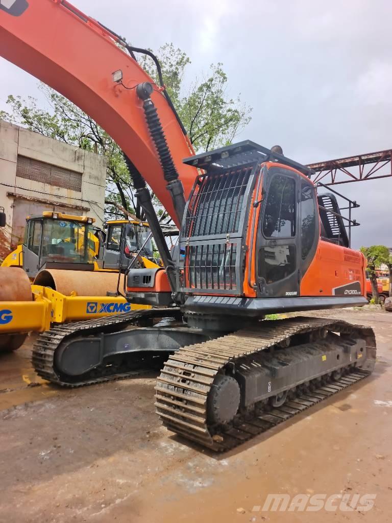 Doosan DX 300LC-9C حفارات زحافة