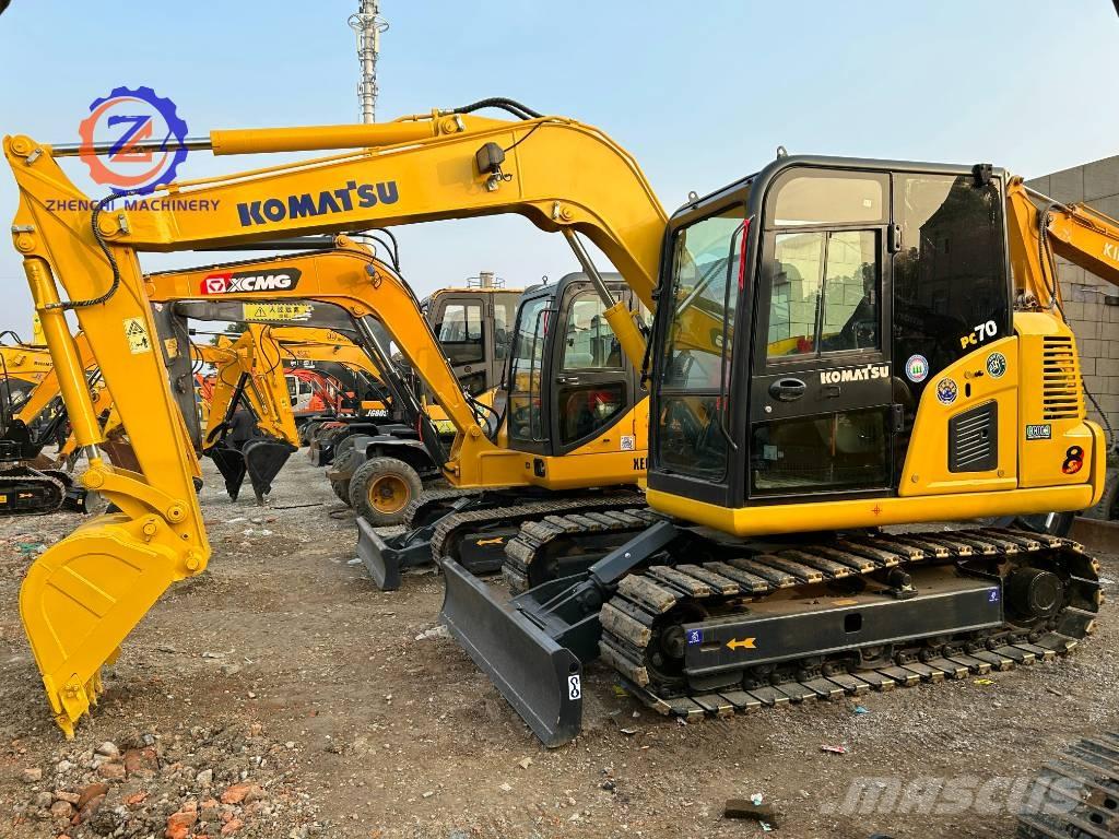 Komatsu PC 70-8 حفارات زحافة