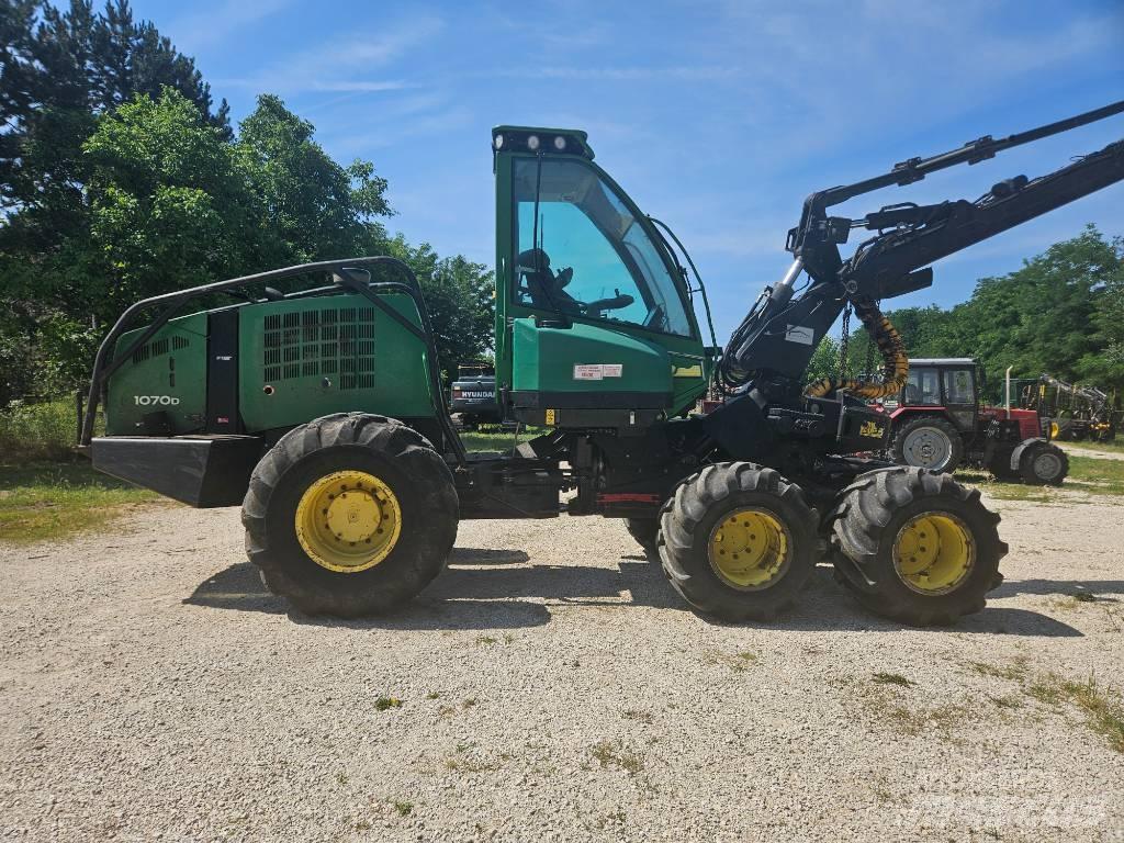 John Deere 1070 D حصادات