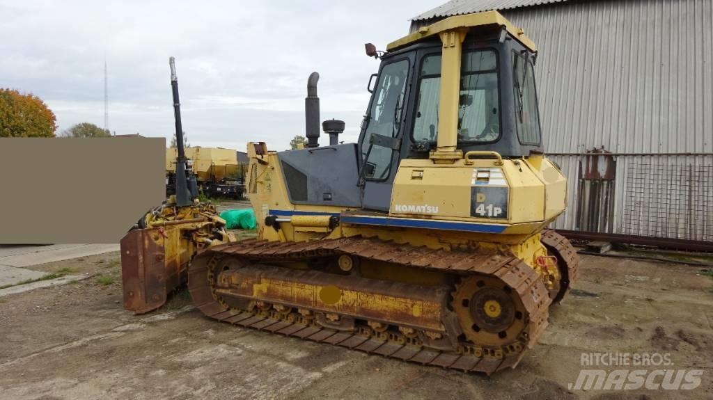 Komatsu D 41 P-6 بلدوزرات مجنزرة